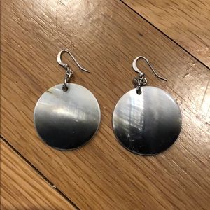 Gorgeous Ombré Faux Shell Dangle Earrings